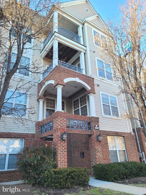 4303-3009 Nicosh Cir, FALLS CHURCH, VA, 22042-1239 | Card Image