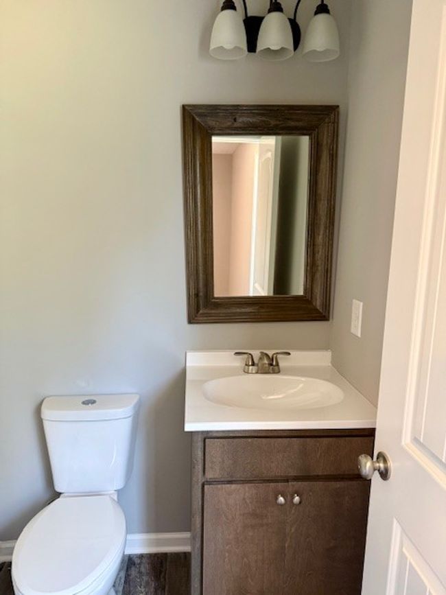 146 Hesselly Rd, House other with 3 bedrooms, 2 bathrooms and 2 parking in Decherd TN | Image 8