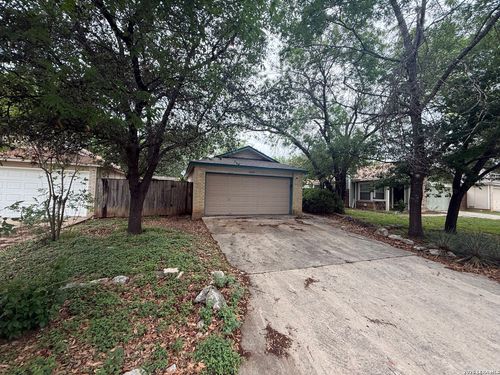 10119 Galesburg, San Antonio, TX, 78250-3329 | Card Image