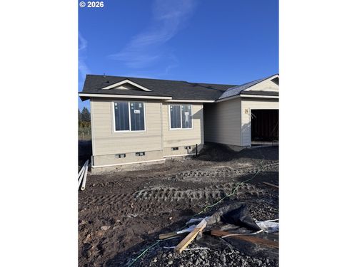 3710 Long St, Sweet Home, OR, 97386-3025 | Card Image