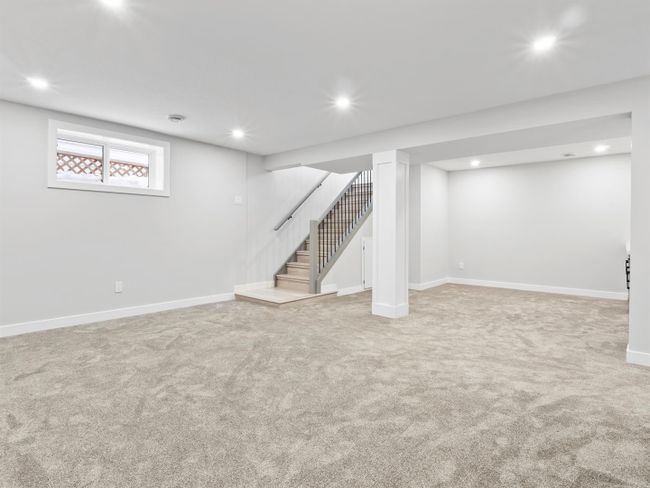 2731 Conrad Dr Nw, House detached with 5 bedrooms, 3 bathrooms and 2 parking in Calgary AB | Image 34