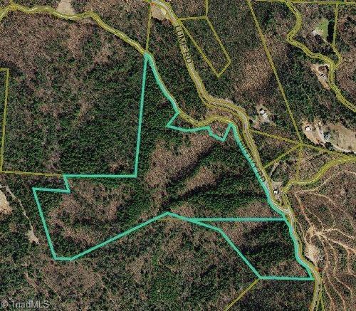 000 Big Ivy Rd, Purlear, NC, 28665 | Card Image