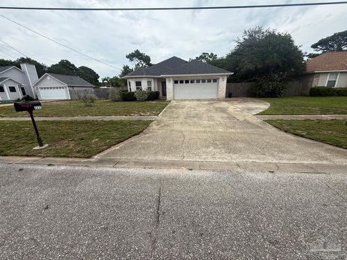 2232 Orion Lake Dr, Navarre, FL, 32566-3338 | Card Image