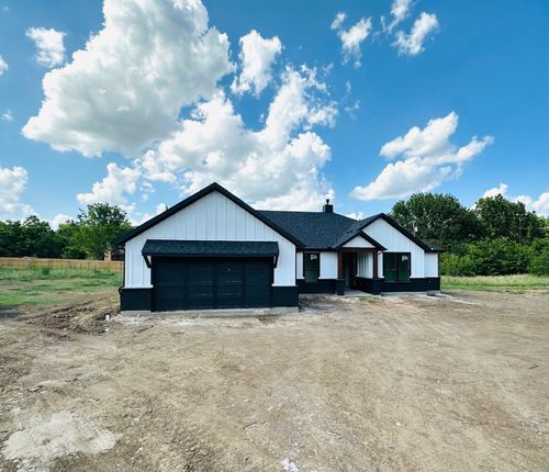 4605 Dripping Springs Rd, Sherman, TX, 75090 | Card Image