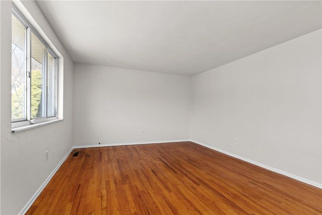 212 Parklane Dr, House other with 3 bedrooms, 1 bathrooms and 1 parking in Braddock PA | Image 5