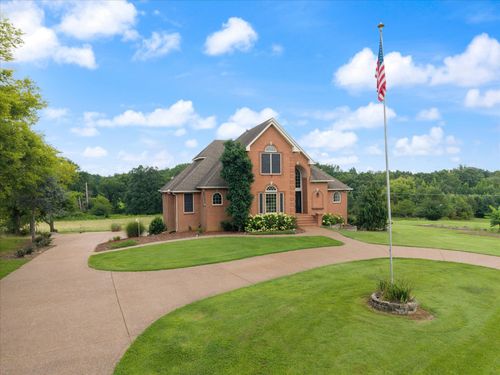 2155 Lake Rd, Greenbrier, TN, 37073-4625 | Card Image