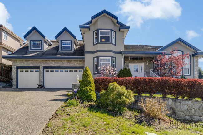 1585 Parkway Boulevard, House other with 7 bedrooms, 4 bathrooms and 7 parking in Coquitlam BC | Image 1