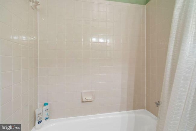 6055 Forrest Hollow Ln, Townhouse with 3 bedrooms, 3 bathrooms and null parking in SPRINGFIELD VA | Image 25