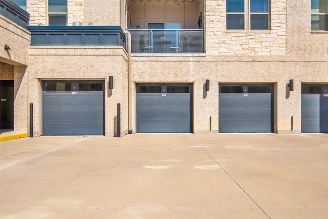 Garage | Image 26