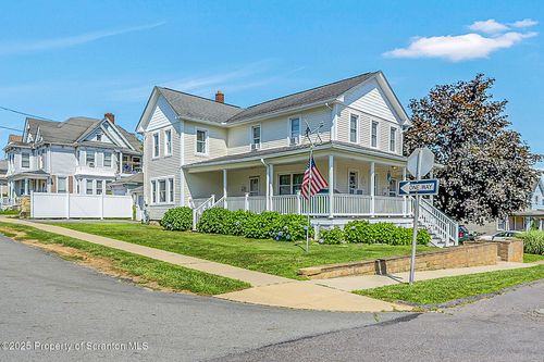 1522 Price St, Scranton, PA, 18504-3340 | Card Image