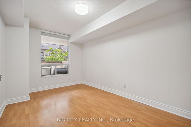208 - 51 Saddlecreek Dr, Condo with 2 bedrooms, 1 bathrooms and 1 parking in Thornhill ON | Image 17