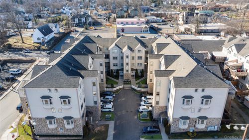 3314 Parkview Dr, Spring Valley, NY, 10977-4981 | Card Image