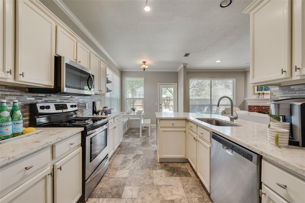 Caddo Cir, Denton, TX 76210