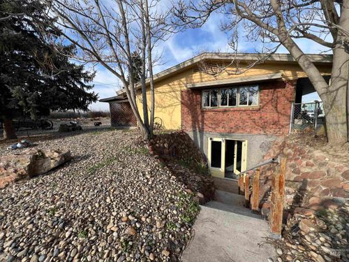 2-2405 Sunset Dr, Ontario, OR, 97914-4146 | Card Image