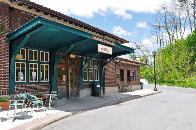 Hastings Train Station-30 minutes along the Hudson into GC! | Image 30
