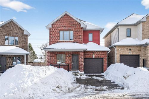 11 Bedford Estates Cres, Barrie, ON, L4N9K5 | Card Image