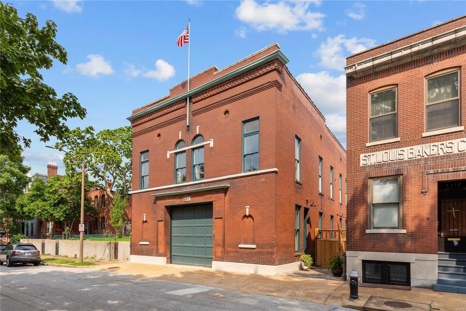 18th St, Saint Louis, MO 63104