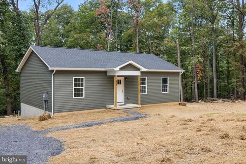 413 Highview Rd, HARPERS FERRY, WV, 25425-6656 | Card Image