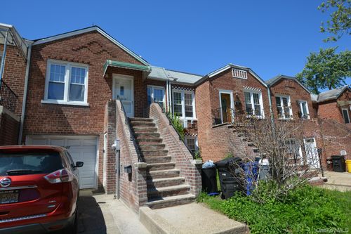 2-253-27 85th Rd, Bellerose, NY, 11426-2125 | Card Image