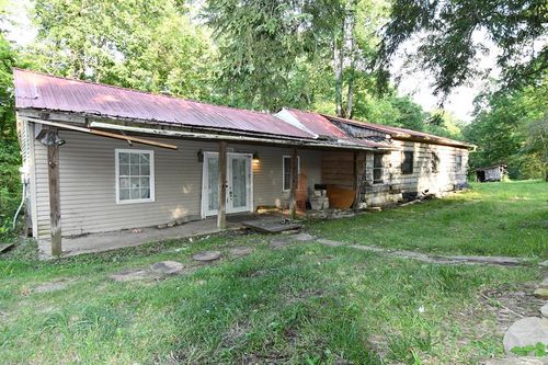 398 Elmore Town Rd, Baxter, TN, 38544-5001 | Card Image