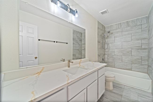 1022 Vera Cruz Dr, House other with 6 bedrooms, 4 bathrooms and 2 parking in Rosenberg TX | Image 20