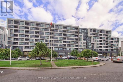 239-2450 Old Bronte Road, Oakville (WM Westmount), ON, L6M4J2 | Card Image