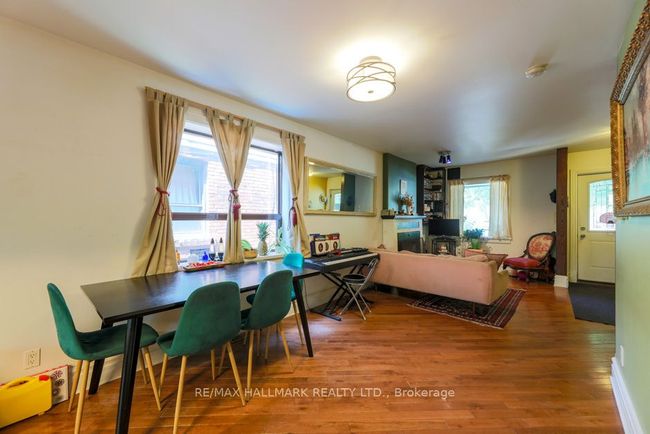 219 Kingston Rd, House attached with 3 bedrooms, 2 bathrooms and 2 parking in Toronto ON | Image 6