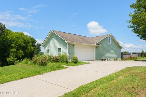 13450 Roberson Springs Rd, Loudon, TN, 37774-5032 | Card Image