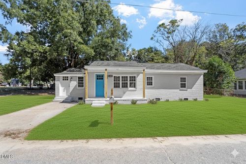 604 E Townsend St, Dunn, NC, 28334-3547 | Card Image