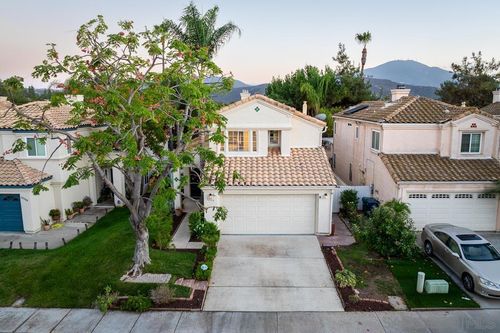 12319 Via Hacienda, El Cajon, CA, 92019-5032 | Card Image