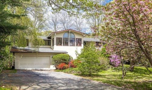 58 Solomon Pierce Rd, Lexington, MA, 02420-2534 | Card Image