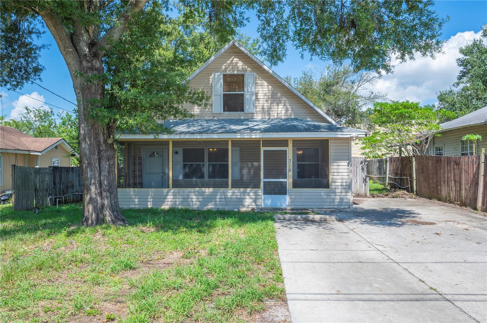 Lime Ave, Lake Wales, FL 33853