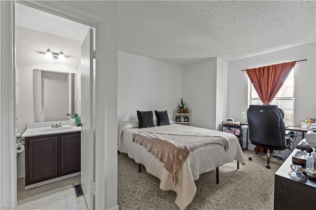 4592 Genoa Cir, House attached with 2 bedrooms, 3 bathrooms and null parking in Virginia Beach VA | Image 14