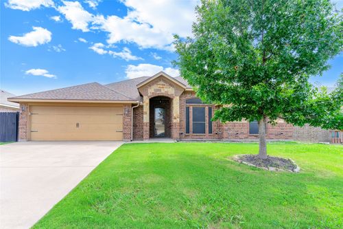 612 Jeffdale Dr, Burleson, TX, 76028-8689 | Card Image