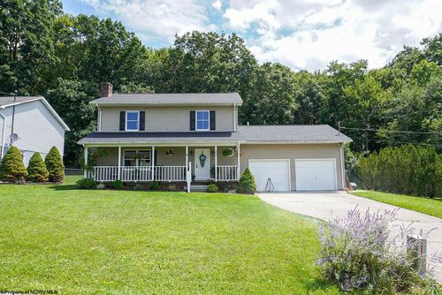 243 Aurora Dr, Morgantown, WV, 26508-9192 | Card Image