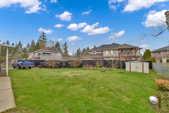 View of yard | Image 9