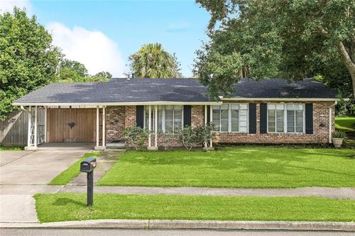 225 Citrus Rd, River Ridge, LA, 70123-2073 | Card Image