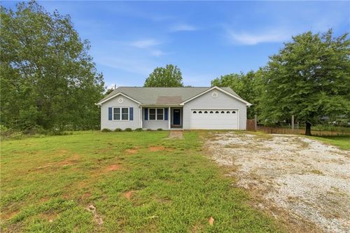 5204 Bogus Rd, Gainesville, GA, 30506-2931 | Card Image