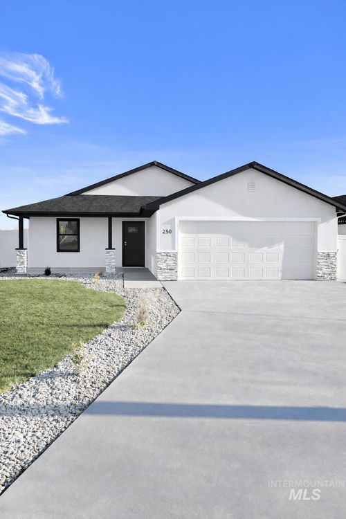 1903 Oregon Ave, Caldwell, ID, 83605-4931 | Card Image