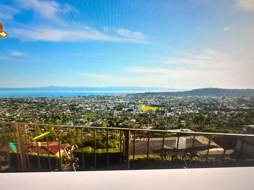 922 Roble Ln, SANTA BARBARA, CA, 93103-2047 | Card Image
