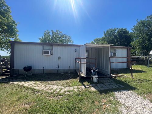1218 State Highway 67, Graham, TX, 76450-6733 | Card Image
