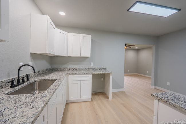 234 Gaiety Ln, House other with 3 bedrooms, 2 bathrooms and null parking in Kirby TX | Image 13