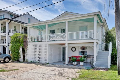 9 Fayetteville St W, Wrightsville Beach, NC, 28480-1887 | Card Image