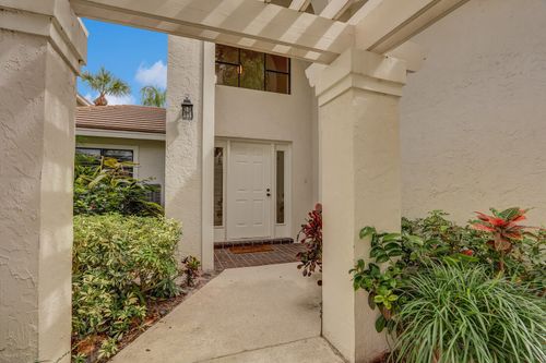 256-16000 W Bay Dr, Jupiter, FL, 33477-2318 | Card Image