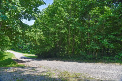 36-99999 Upward Way, Waynesville, NC, 28785 | Card Image