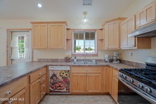 1152 Rusty Spur Cir, Chino Valley, AZ, 86323-6376 | Card Image