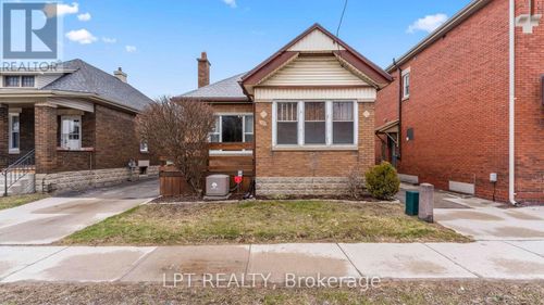 1084 Trafalgar St, London, ON, N5Z1G7 | Card Image