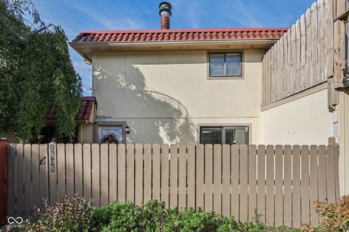 2805 Del Prado Dr, Indianapolis, IN, 46227-6111 | Card Image