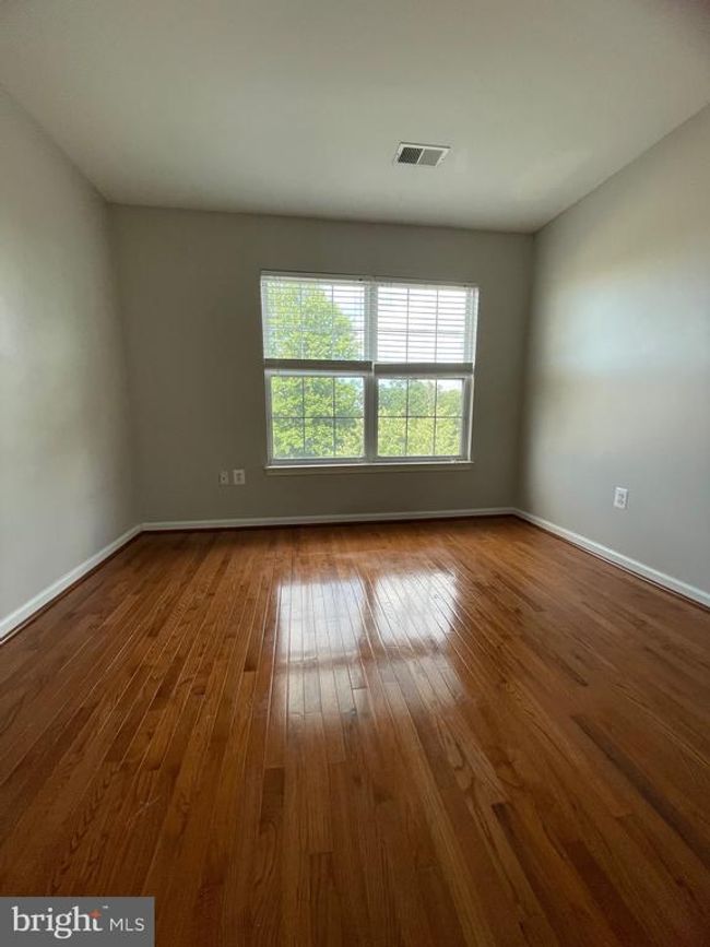 20121 Hardwood Ter, Townhouse with 3 bedrooms, 4 bathrooms and null parking in ASHBURN VA | Image 13
