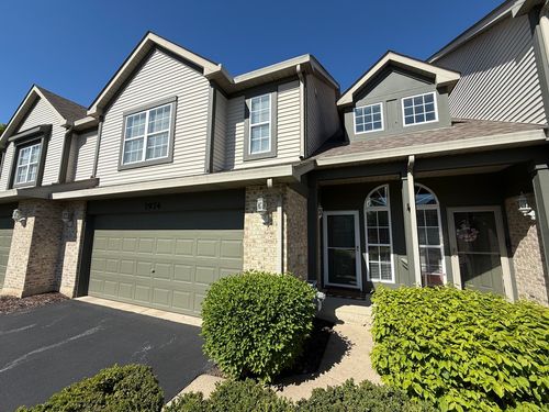 7974 Hedgewood Dr, Darien, IL, 60561-1786 | Card Image